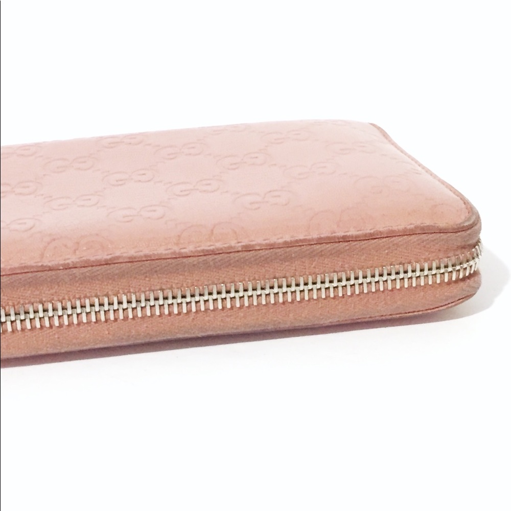 ♦️SOLD♦️Gucci pink embossed monogram wallet - Picture 4 of 8